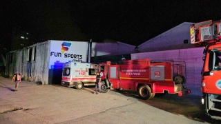 Kayseri’de Mobilya Fabrikasında Çıkan Yangın Söndürüldü