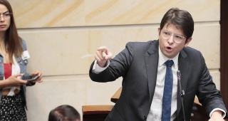 Kolombiya'da Şok Suikast Girişimi: Senatör Uribe Hedefte