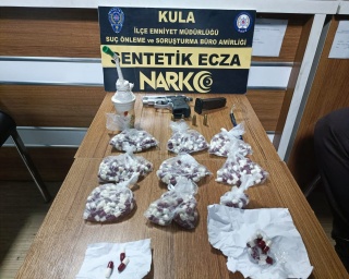 Kula'da Araçta Uyuşturucu Operasyonu