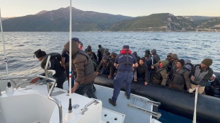 Kuşadası'nda 42 Düzensiz Göçmen Kurtarıldı