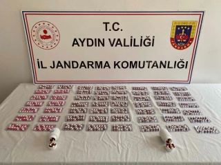 Kuşadası’nda Jandarma Operasyonu: Yüzlerce Sentetik Hap Ele Geçirildi