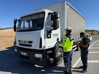 Kütahya'da Sürücülere Trafik Kuralları Bilgilendirmesi
