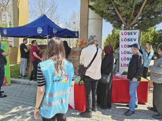 LÖSEV Kayseri'de 250 Aileye Et Dağıtımı Yaptı