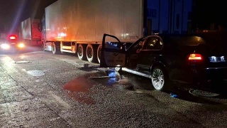 Lüks Otomobilin Tıra Çarpması: Nilüfer’de Kaza