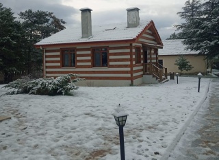 Manisa'da Spil Dağı'nda Kar Yağışı ve Piknik