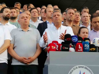 Manisa'nın Değerli Başkanı Ferdi Zeyrek'in Son Yolculuğu