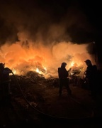 Merkezefendi'deki Tekstil Fabrikasında Büyük Yangın