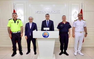 Mersin Valisi Atilla Toros: Kentte Güvenlik ve Asayiş Hizmetlerine Dair Açıklamalarda Bulundu