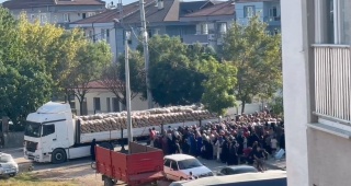 Mesudiye Mahallesi'nde Patates Yardımı: Dayanışma ve Teşekkür