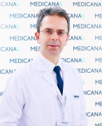 Mide Üşütmesine Dikkat: Yaz Aylarında Artan Tehdit