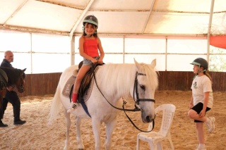 Minik Biniciler: Çocuklara Ücretsiz Binicilik Eğitimi