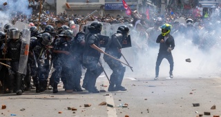 Nepal'de Sosyal Medya Yasağı ve Protestoların Ardından Gelişen Olaylar