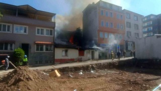 Nilüfer'de Metruk Evde Yangın Korkusu