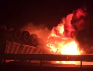 Nusaybin'de Tır Kazası: Sürücü Yanarak Hayatını Kaybetti