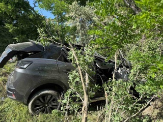 Otomobil Kazası: 3 Kişi Yaralandı