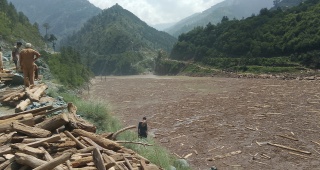 Pakistan'da Yıkıcı Sel ve Heyelanlar