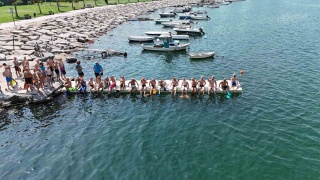 Paletli Yüzme Şampiyonasında Heyecan Dolu Anlar