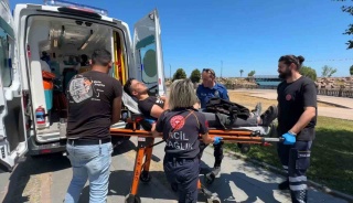 Parkta Baygın Bulunan Genç Hastaneye Kaldırıldı