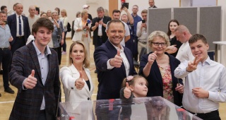 Polonya Seçimlerinde Karol Nawrocki Zaferi