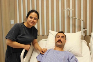 Robotik Cerrahi ile Kolon Kanseri Ameliyatı Geçiren Manisalı Genç - Emre Kundak