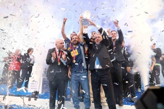 Sarıyer, Trendyol 1. Lig'e Yükseldi ve Kupasını Aldı