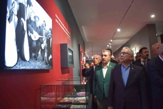 Sivas'ın Kalbinde Aşık Veysel Mirası: Yeni Müze Açıldı