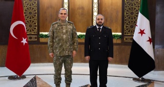 Suriye Savunma Bakanı ile Görüşme: Türkiye-Suriye Askeri İş Birliği