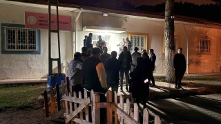 Tokat'ta Gece Nöbeti: Anaokulu Kaydı İçin Uzun Kuyruklar