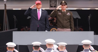 Trump, West Point Mezuniyet Töreninde Konuştu