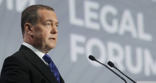 Trump'ın Politikaları ve Üçüncü Dünya Savaşı Tehlikesi