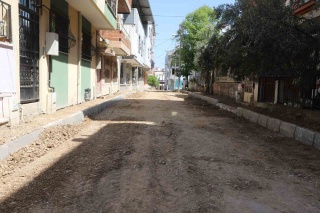 Turgutlu Belediye Başkanı Çetin Akın Yol Yenileme Çalışmalarını İnceledi