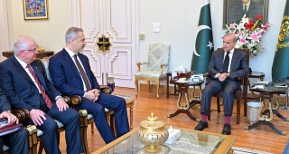 Türkiye ve Pakistan Arasındaki Stratejik İş Birliği Güçleniyor