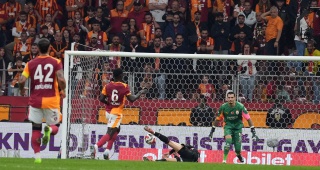 Unutulmaz Galatasaray-Beşiktaş Derbisi