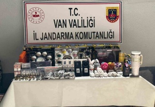 Van’da Düzenlenen Operasyonda Gümrük Kaçağı Malzemeler Ele Geçirildi