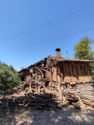 Vatandaşlar Cide'de Ahırdaki Hayvanları Kurtardı