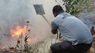 Yangına Karşı El Ele Mücadele