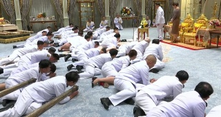 Yeni Tayland Hükümeti Göreve Başladı