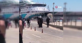 Yunanistan'daki Protestolar İsrailli Turistlerin Seyahatini Etkiledi