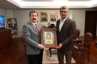 Yusuf Dikeç, Paris Olimpiyatları'nda Gümüş Madalya Kazandı